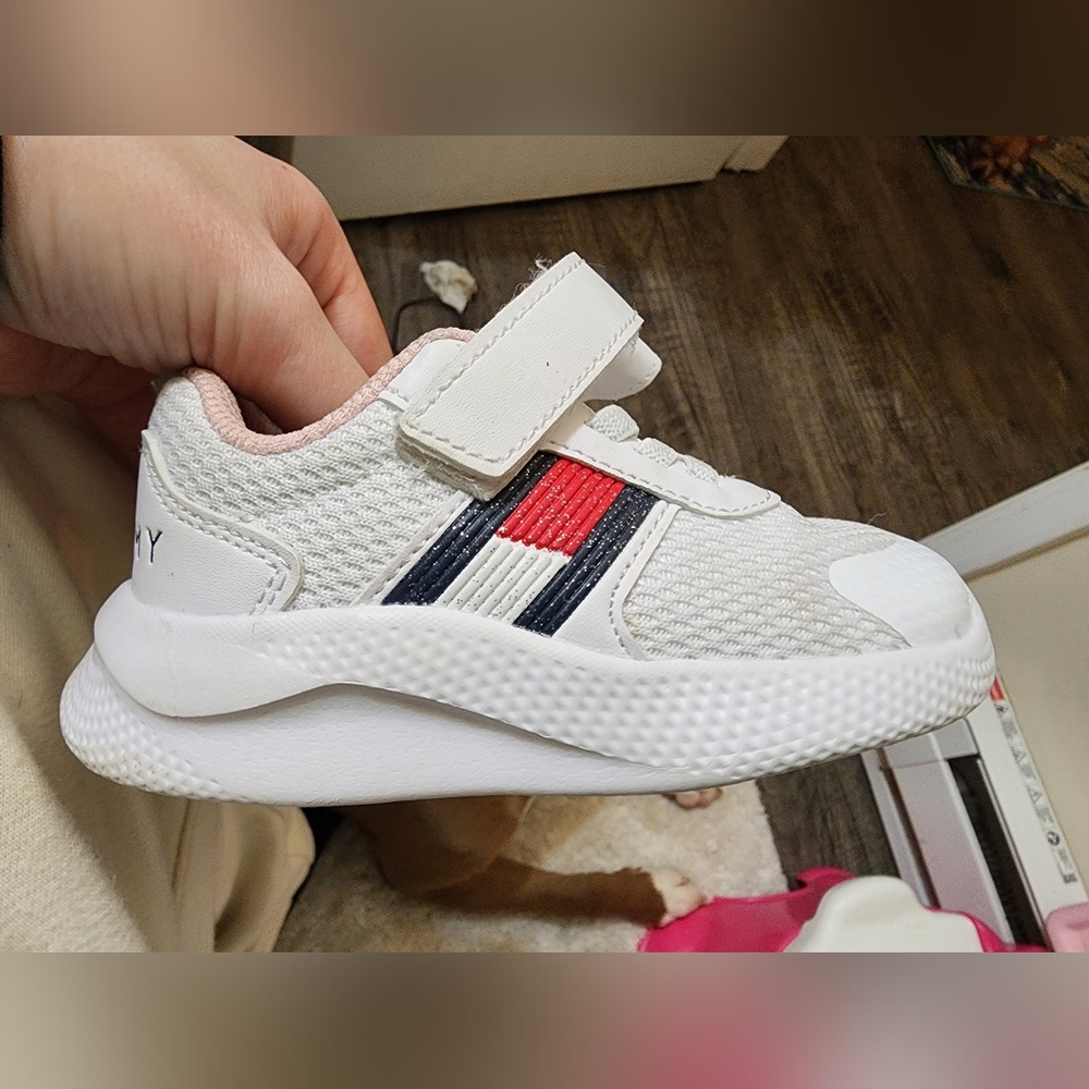 Girl Toddler Shoe 6C